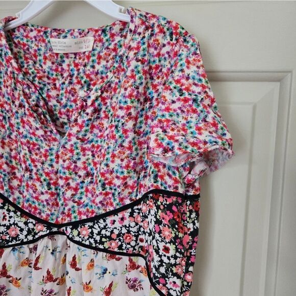 2/$20 Zara girls dress - Picture 2 of 4